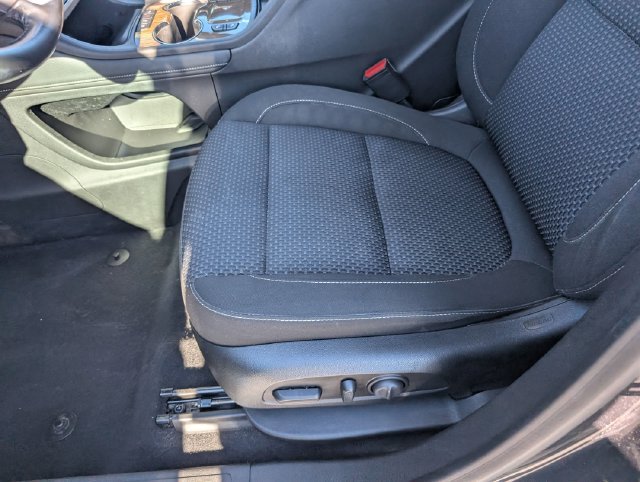 Used 2020 GMC Acadia SLE w/ Driver Convenience Package FWD image 23