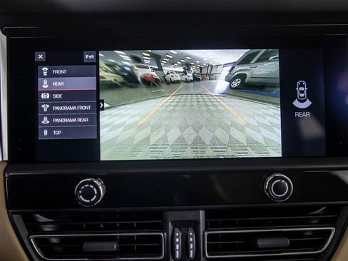 Used 2023 Porsche Macan S AWD/4WD image 26