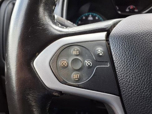 Used 2022 Chevrolet Colorado LT w/ Fleet Safety Package image 16