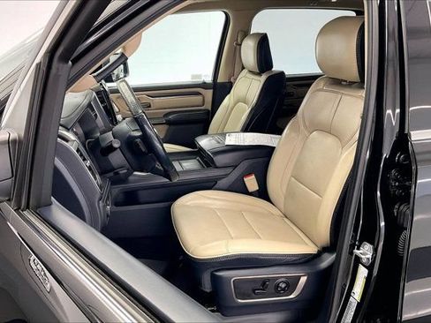 Used 2019 RAM 1500 Limited AWD/4WD image 18