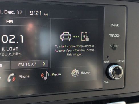 Certified 2024 Kia Carnival LX image 13