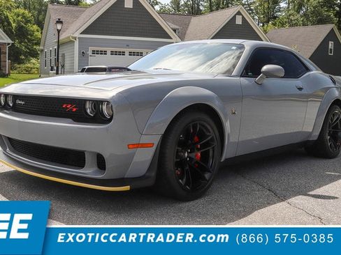Used 2021 Dodge Challenger R/T Scat Pack RWD image 1
