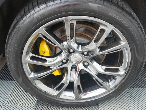 Used 2018 Jeep Grand Cherokee Trackhawk AWD/4WD image 32