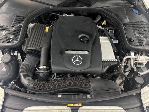 Used 2017 Mercedes-Benz C 300 4MATIC Sedan image 31