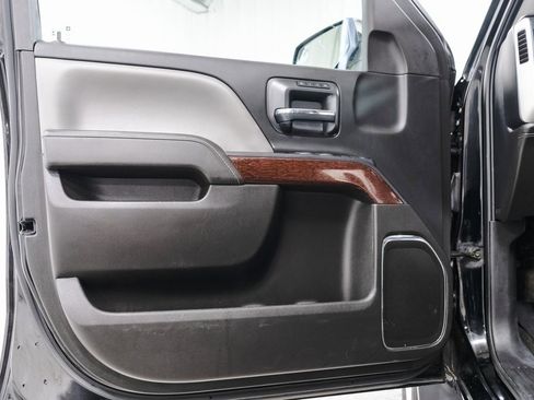 Used 2016 GMC Sierra 2500 SLT w/ Suspension Package, Off-Road image 24