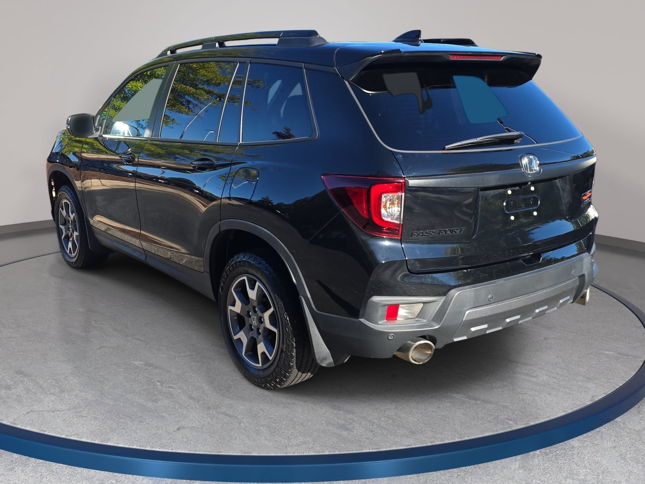 Used 2023 Honda Passport TrailSport image 7