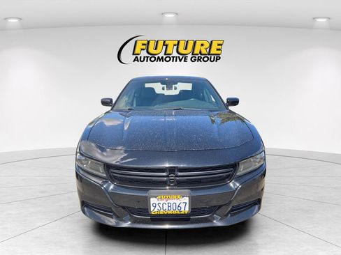 Used 2022 Dodge Charger SXT w/ Leather Interior Group RWD image 2