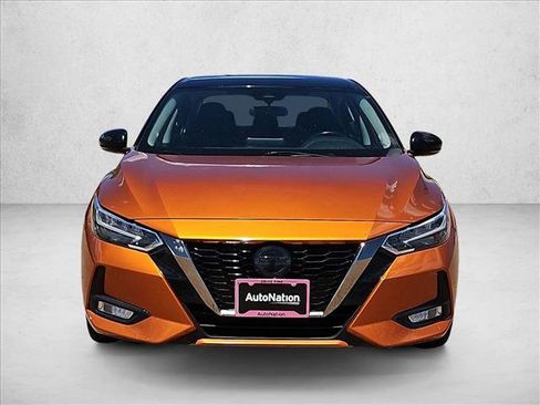 Used 2022 Nissan Sentra SR FWD image 2