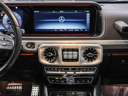 Used 2022 Mercedes-Benz G 550 image 16