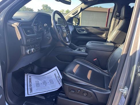 Used 2021 GMC Yukon AT4 w/ AT4 Premium Plus Package AWD/4WD image 18