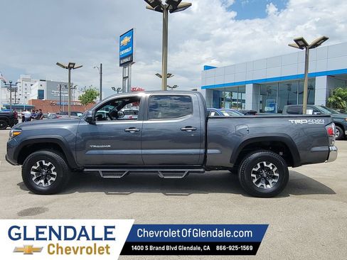 Used 2023 Toyota Tacoma TRD Off-Road AWD/4WD image 14