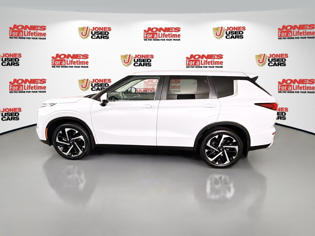 Used 2024 Mitsubishi Outlander SE Black Edition AWD/4WD image 14