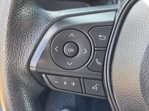 Used 2025 Toyota Corolla LE FWD image 23