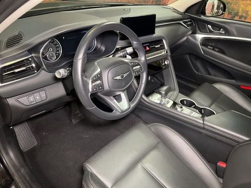 Used 2025 Genesis G70 2.5T image 20