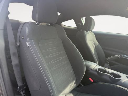 Used 2017 Ford Mustang GT w/ GT Performance Package image 15