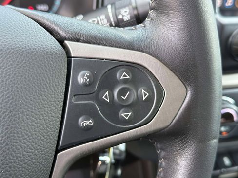 Used 2022 Chevrolet Colorado Z71 image 22