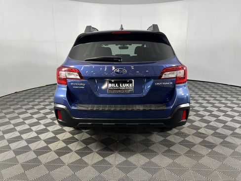 Used 2019 Subaru Outback 2.5i Premium image 6