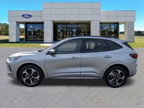 Certified 2023 Ford Escape ST-Line Select w/ Tech Pack #1 image 7