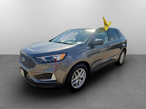 Used 2024 Ford Edge SEL AWD/4WD image 12