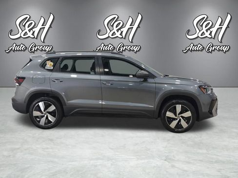 Used 2025 Volkswagen Taos S AWD/4WD image 18