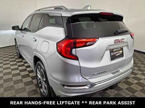 Used 2018 GMC Terrain Denali image 4