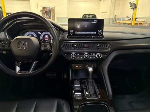 Used 2023 Acura Integra A-Spec image 10