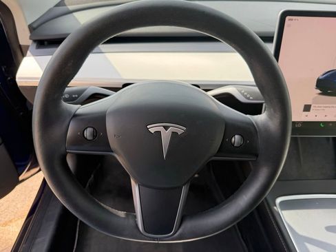 Used 2023 Tesla Model 3 Standard Range image 43