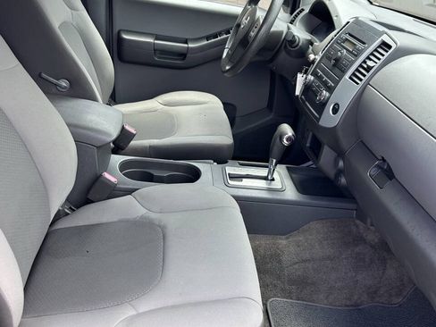 Used 2011 Nissan Xterra S w/ 4X2 Value Package RWD image 7