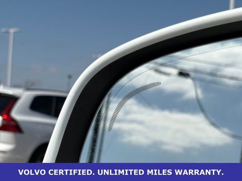 Certified 2025 Volvo XC40 B5 Core image 12