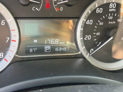 Used 2013 Nissan Sentra SV image 12