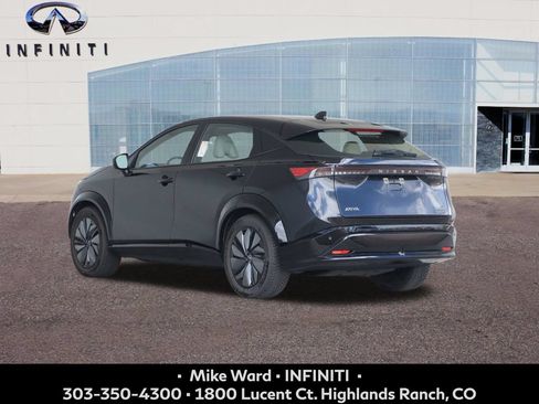 Used 2024 Nissan Ariya AWD image 3