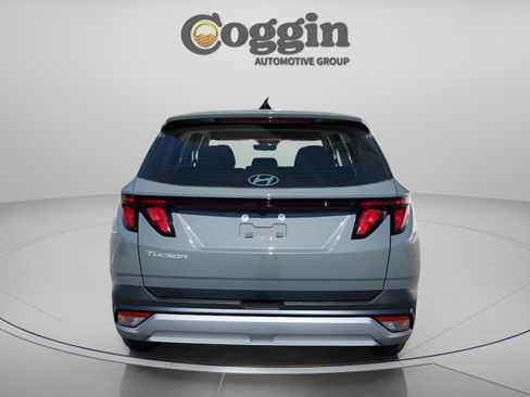 New 2026 Hyundai Tucson SE image 5