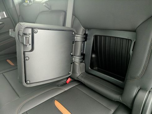 New 2026 GMC Sierra 3500 AT4 w/ AT4 Premium Plus Package image 34