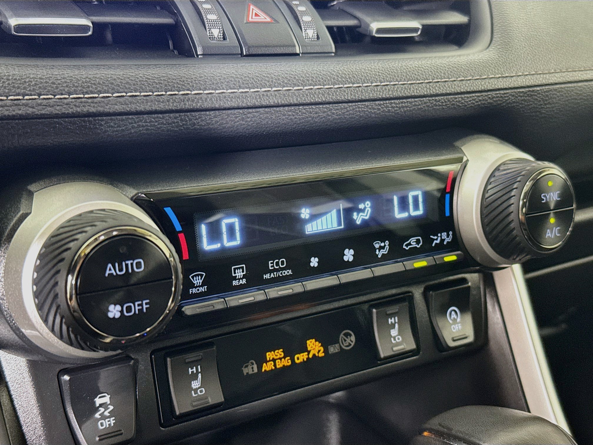 Certified 2023 Toyota RAV4 XLE Premium AWD/4WD image 17
