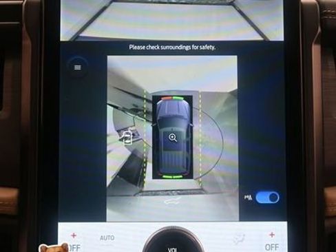 Used 2023 Ford Expedition Platinum image 15