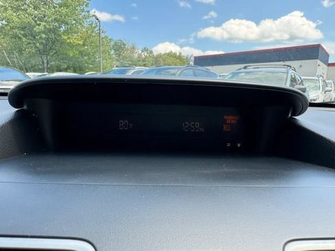Used 2017 Subaru Crosstrek 2.0i Premium AWD/4WD image 12