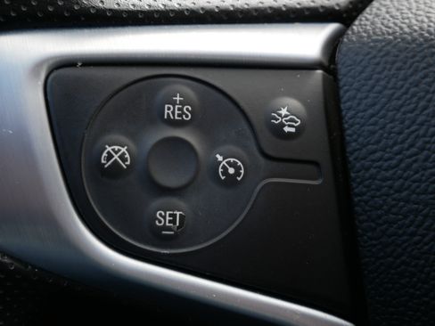 Used 2024 GMC Terrain SLE AWD/4WD image 31