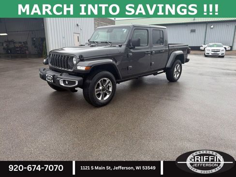 Used 2024 Jeep Gladiator Sport w/ Premium Package image 1