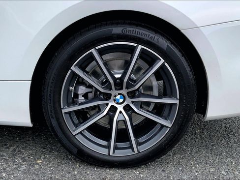 Used 2023 BMW 430i xDrive Convertible w/ Premium Package image 10