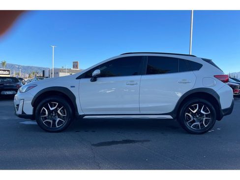 Certified 2023 Subaru Crosstrek Hybrid w/ Moonroof Package w/Navigation image 2