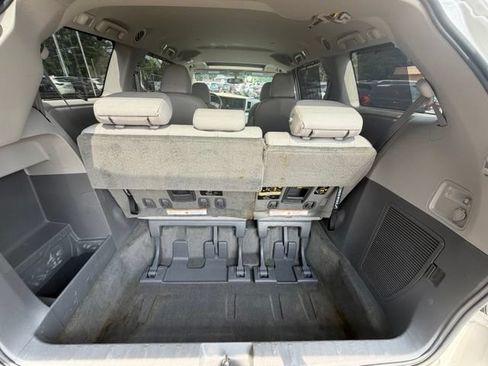Used 2016 Toyota Sienna XLE w/ Outdoor Package AWD/4WD image 18