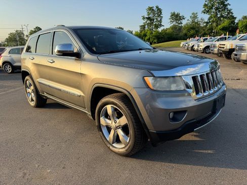 Used 2012 Jeep Grand Cherokee Overland AWD/4WD image 7