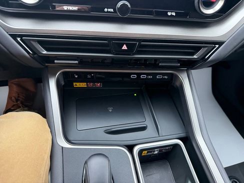 Used 2024 Lexus TX 350 AWD w/ Captains Chair Package image 28