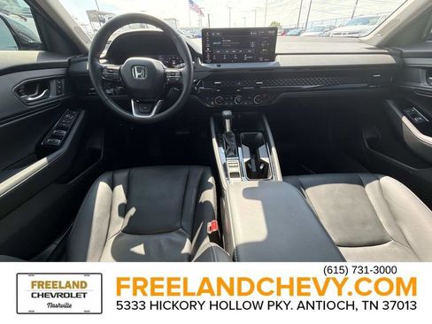 Used 2025 Honda Accord Touring image 19
