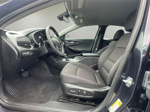Used 2023 Chevrolet Malibu LT image 13