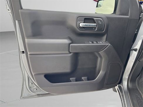 Used 2021 Chevrolet Silverado 1500 Custom image 6