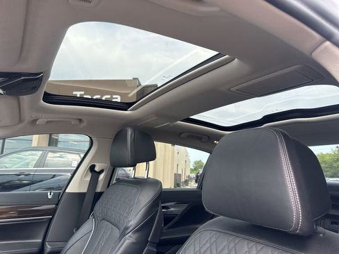 Used 2020 BMW 740i RWD image 31