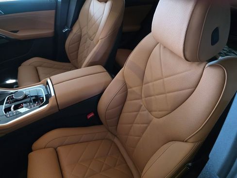 New 2026 BMW X6 xDrive40i image 9