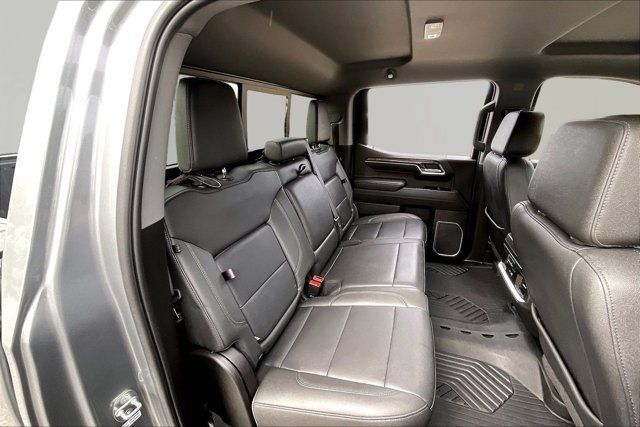 Used 2023 Chevrolet Silverado 1500 LTZ AWD/4WD image 17