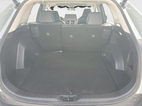 Used 2022 Toyota RAV4 XLE Premium AWD/4WD image 9